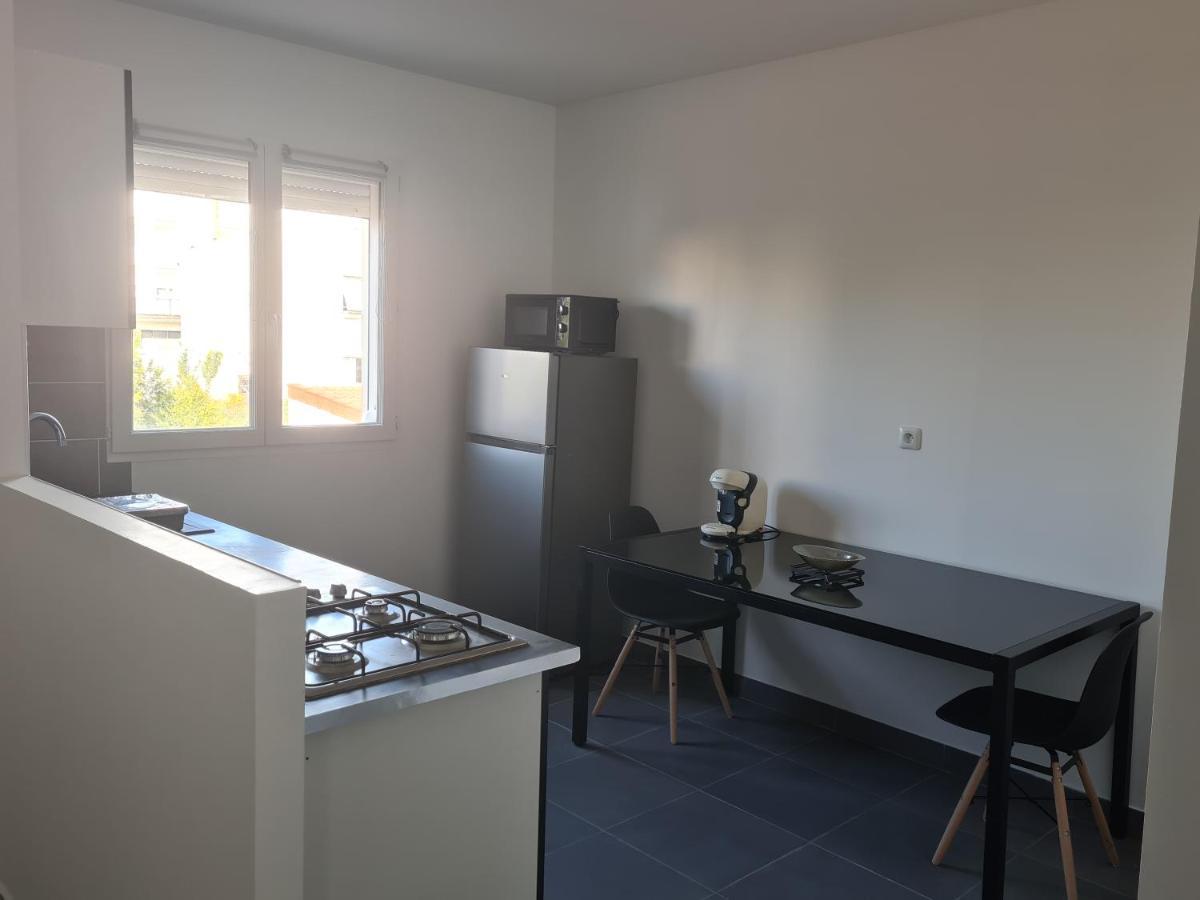 Apartament Jolie F1 Neuf Et Fonctionnel Argenteuil Zewnętrze zdjęcie